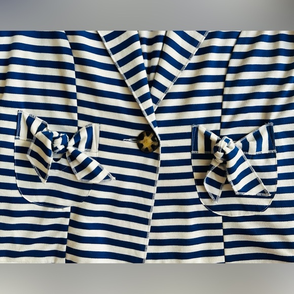 Ruiz by Yolanda Striped Navy and White Blazer with Button - Picture 2 of 5